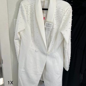 L'ATISTE Pearl White Blazer Dress Size 1X